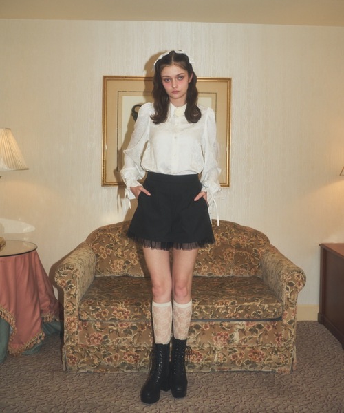 Lovilyn（ラヴィリン）の「裾チュールショートパンツ（その他パンツ・レディース・ホワイト/ブラック・SMALL/MEDIUM）」の17枚目の写真