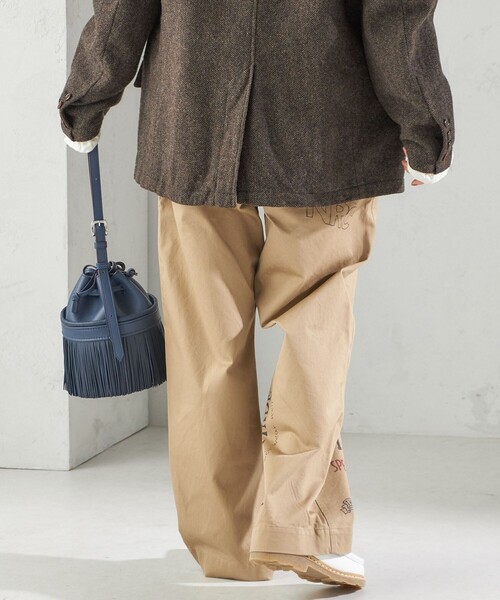 SHIPS（シップス）の「【SHIPS別注】WHITE FIELD: チノパン（チノパンツ・レディース・ベージュ・38/36）」の3枚目の写真