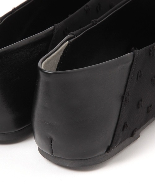 studio CLIP(スタディオクリップ)の「アソート合皮バブーシュ(パンプス・レディース・その他2/アイボリー/ブラック・LARGE/MEDIUM)」の9枚目の写真