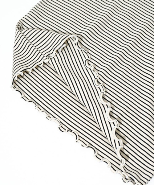 flower（フラワー）の「フリルボーダートップ（Tシャツ/カットソー・レディース・ブラック/アイボリー・FREE）」の11枚目の写真