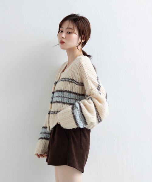 Kastane(カスタネ)の「【お気に入り1万人突破!/2WAY】ボーダーモヘアライクニット(ニット/セーター・レディース・ネイビー/サックスブルー/グリーン・FREE)」の7枚目の写真