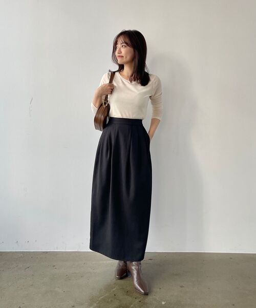 COHINA(コヒナ)の「ジャカードスリータックIラインスカート 【低身長・小柄女性】(スカート・レディース・ブラック/ブラウン・S/XS)」の6枚目の写真