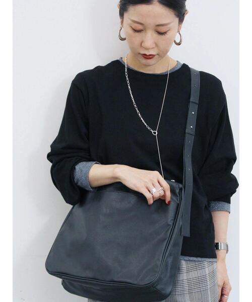 Samansa Mos2 blue（サマンサモスモスブルー）の「合皮ショルダーバッグ（ハンドバッグ・レディース・ブラック/ブラウン・F）」の2枚目の写真