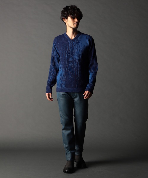 NICOLE CLUB FOR MEN（ニコルクラブフォーメン）の「バーク風ジャカード Vネックプルオーバーニット（ニット/セーター・メンズ・ネイビー系/ブラック系/ホワイト系2/ホワイト系1・X-LARGE/LARGE/MEDIUM）」の7枚目の写真