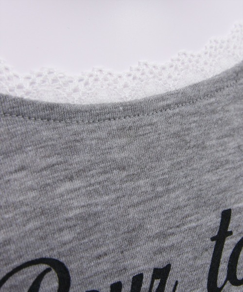 clear（クリア）の「レース付きサイドシャーリングロゴロンT［韓国ファッション カジュアル］≪AW新作≫（Tシャツ/カットソー・レディース・グレー/オフホワイト/ブラック・F）」の17枚目の写真