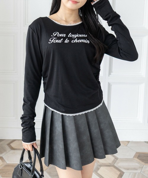 clear（クリア）の「レース付きサイドシャーリングロゴロンT［韓国ファッション カジュアル］≪AW新作≫（Tシャツ/カットソー・レディース・グレー/オフホワイト/ブラック・F）」の4枚目の写真