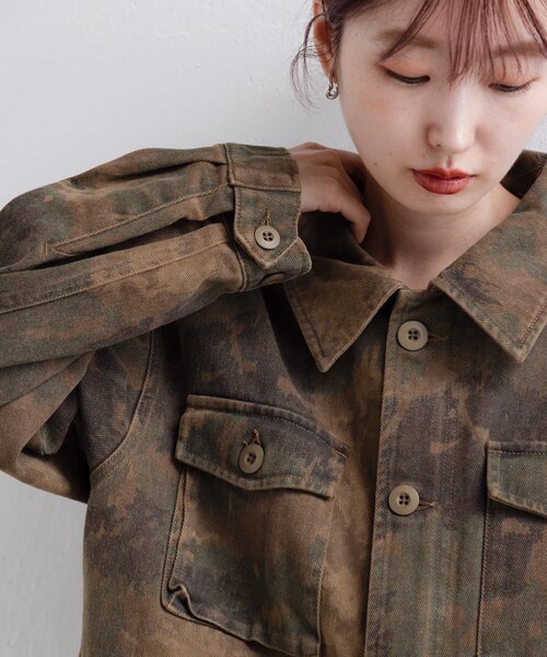 Kastane(カスタネ)の「ミリタリーカモジャケット(ミリタリージャケット・レディース・カーキ・FREE)」の2枚目の写真
