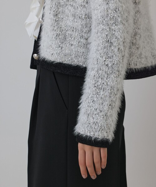 GRACE CONTINENTAL(グレースコンチネンタル)の「ノーカラーフェザーニットカーディガン(カーディガン/ボレロ・レディース・ブラック/その他1・36)」の16枚目の写真