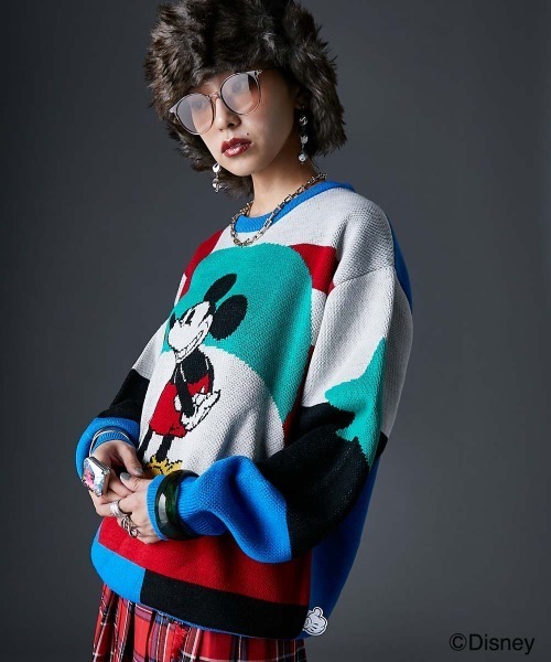 Disney（ディズニー）の「ミッキー/幾何柄ジャガードニット＜大きいサイズ有＞GEVS.（ニット/セーター・レディース・ピンク系/ブルー系・M/L/LL/3L/4L/5L）」の20枚目の写真