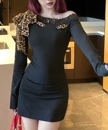 d.i.a. オフショルダー　ミニワンピ　＊激レア オフショルダー ミニ」に該当するレディースのワンピースファッション