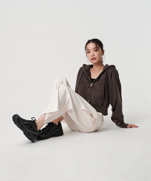 NEW BALANCE(ニューバランス)の「<New Balance>U740/スニーカー(スニーカー・レディース・ナチュラル/ブラック・24cm/25cm/24.5cm/23.5cm/23cm/22.5cm)」の17枚目の写真