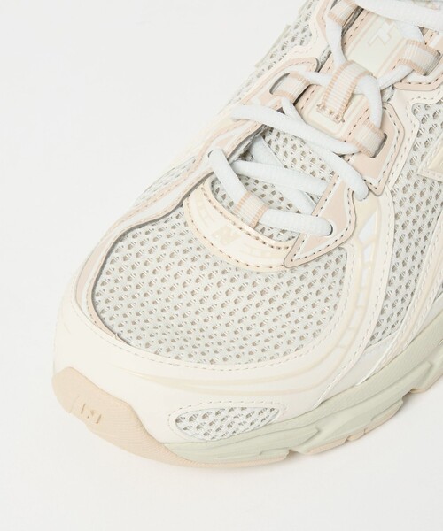 NEW BALANCE(ニューバランス)の「<New Balance>U740/スニーカー(スニーカー・レディース・ナチュラル/ブラック・24cm/25cm/24.5cm/23.5cm/23cm/22.5cm)」の6枚目の写真