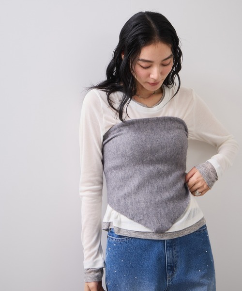 VIS（ビス）の「トライアングルニットスカーフ（バンダナ/スカーフ・レディース・ベージュ/グレー・FREE）」の12枚目の写真