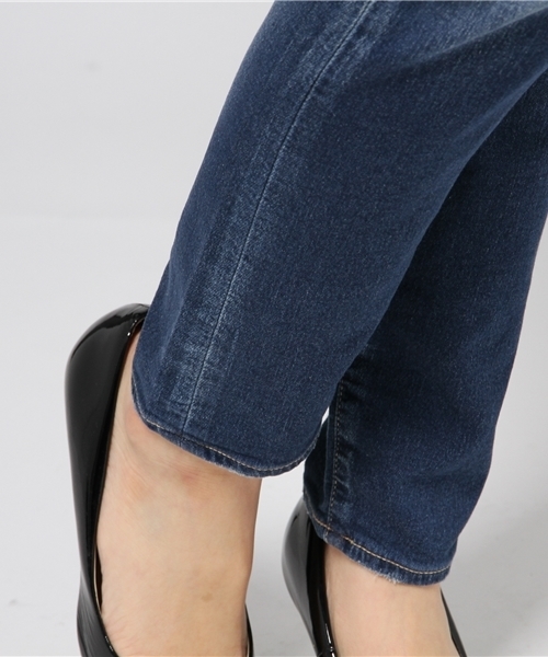 MOUSSY(マウジー)の「iSKO FF RELOADED Tapered(デニムパンツ・レディース・ブルー/ダークブルー・23inch/24inch/25inch/26inch/27inch)」の4枚目の写真
