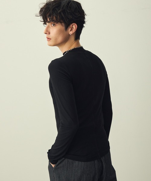 Shoowtime(ショウタイム)の「High-neck fitted top / ハイネックフィットカットソー(Tシャツ/カットソー・メンズ・グレー/ブラック・X-LARGE/LARGE/MEDIUM)」の22枚目の写真