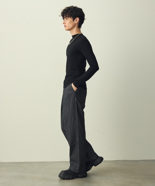 Shoowtime(ショウタイム)の「High-neck fitted top / ハイネックフィットカットソー(Tシャツ/カットソー・メンズ・グレー/ブラック・X-LARGE/LARGE/MEDIUM)」の21枚目の写真