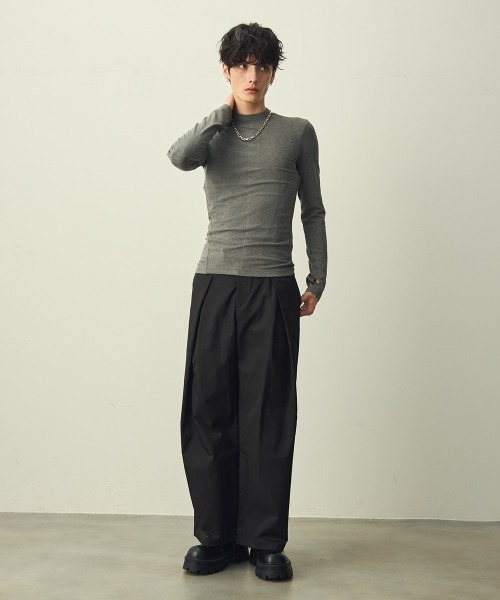 Shoowtime(ショウタイム)の「High-neck fitted top / ハイネックフィットカットソー(Tシャツ/カットソー・メンズ・グレー/ブラック・X-LARGE/LARGE/MEDIUM)」の6枚目の写真
