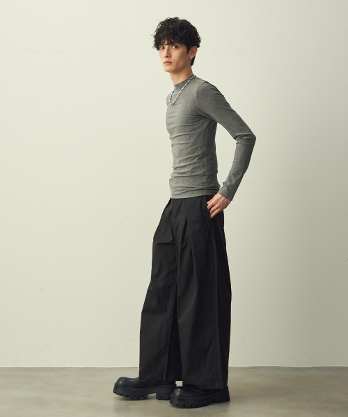 Shoowtime(ショウタイム)の「High-neck fitted top / ハイネックフィットカットソー(Tシャツ/カットソー・メンズ・グレー/ブラック・X-LARGE/LARGE/MEDIUM)」の9枚目の写真