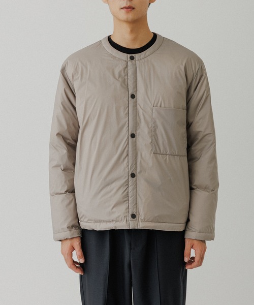 ADAM ET ROPE'（アダムエロペ）の「【ACT】超軽量 ダウン カーディガン ジャケット（ダウンジャケット/コート・メンズ・グレー/ブラック・L/M）」の8枚目の写真