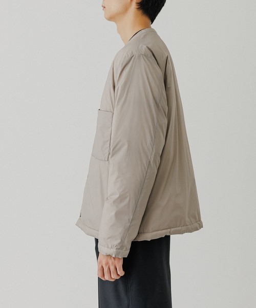 ADAM ET ROPE'（アダムエロペ）の「【ACT】超軽量 ダウン カーディガン ジャケット（ダウンジャケット/コート・メンズ・グレー/ブラック・L/M）」の12枚目の写真