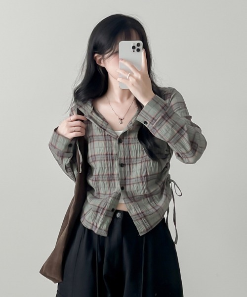 gossip!ロサンゼルス(ゴシップロサンゼルス)の「Y2K ルーズフィットレトロチェックシャツ パーカー シャツ(パーカー・レディース・グリーン/ネイビー/オフホワイト・FREE)」の2枚目の写真