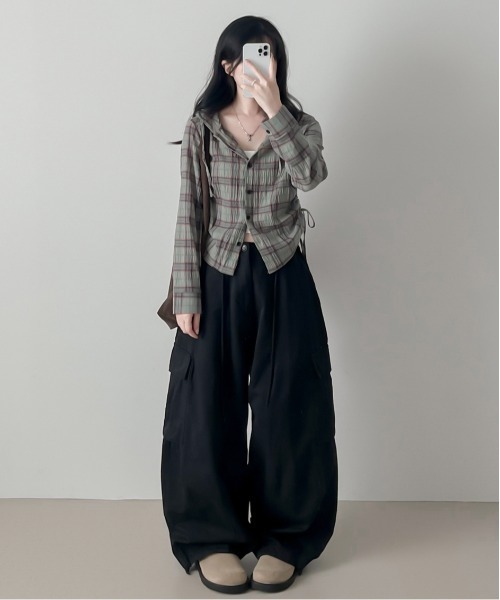 gossip!ロサンゼルス(ゴシップロサンゼルス)の「Y2K ルーズフィットレトロチェックシャツ パーカー シャツ(パーカー・レディース・グリーン/ネイビー/オフホワイト・FREE)」の5枚目の写真