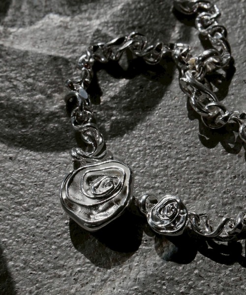 Soierie(ソワリー)の「ローズ フィグ ブレスレット / Rose fig bracelet(ブレスレット・レディース・シルバー・FREE)」の3枚目の写真