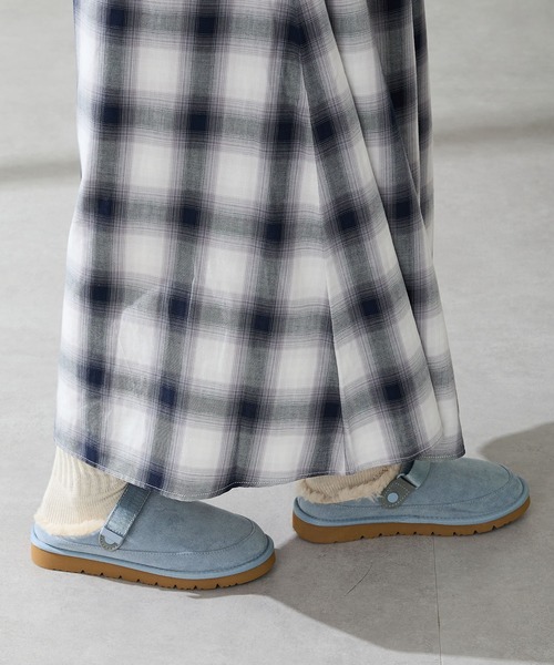 ORiental TRaffic（オリエンタルトラフィック）の「＼ 厚底 スリッポン ／ ほかほか ムートン ベルト サンダル /55302　軽量（スリッポン・レディース・ブルー/ブラック/キャメル・S/M/L/LL）」の18枚目の写真