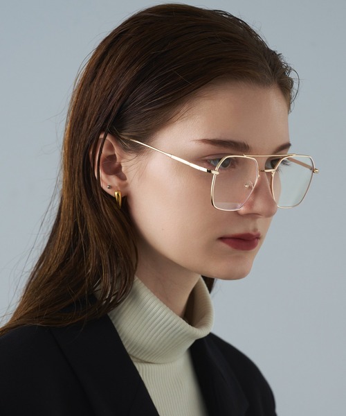 NUEF （ヌエフ）の「スクエア型｜クリアレンズ｜トレンド｜紫外線対策｜UVカット｜眼鏡｜NUEF｜ダブルブリッジクラシック（メガネ・レディース・ゴールド/シルバー・FREE）」の3枚目の写真