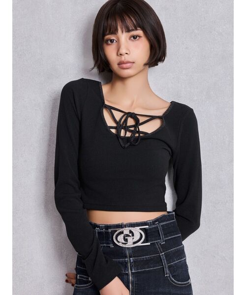 GYDA（ジェイダ）の「2WAYレースアップラメテレコトップス（Tシャツ/カットソー・レディース・ブラック/オフホワイト・FREE）」の3枚目の写真