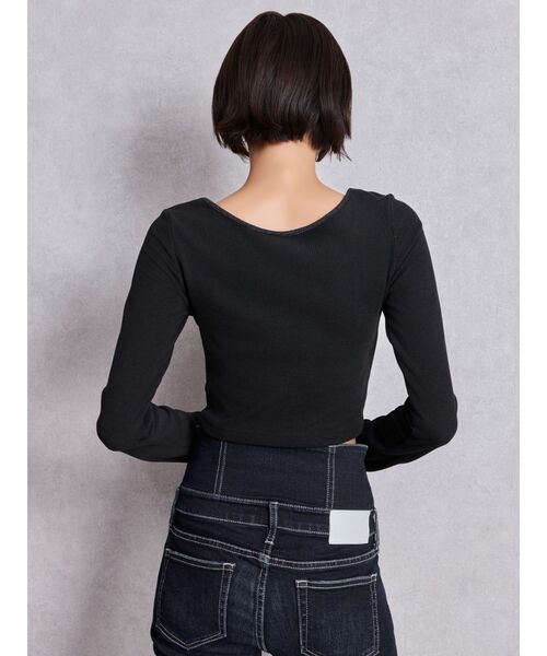 GYDA（ジェイダ）の「2WAYレースアップラメテレコトップス（Tシャツ/カットソー・レディース・ブラック/オフホワイト・FREE）」の4枚目の写真