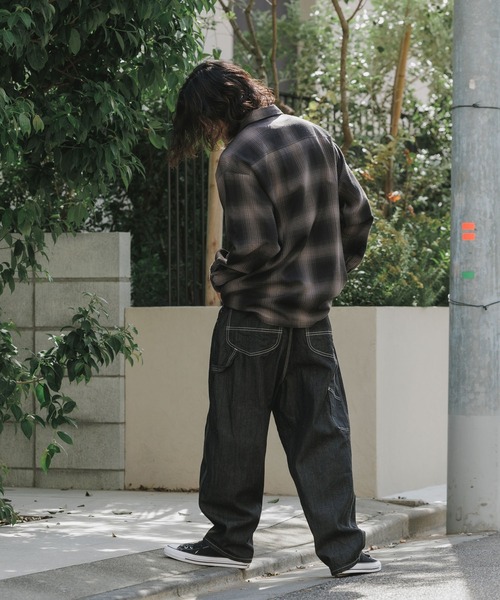 SKEWed(スキュー)の「SKEWed/スキュー スキュー加工 コットンデニム ペインターダンガリーパンツ(デニムパンツ・メンズ・ブラック/インディゴブルー・34/30/32)」の11枚目の写真
