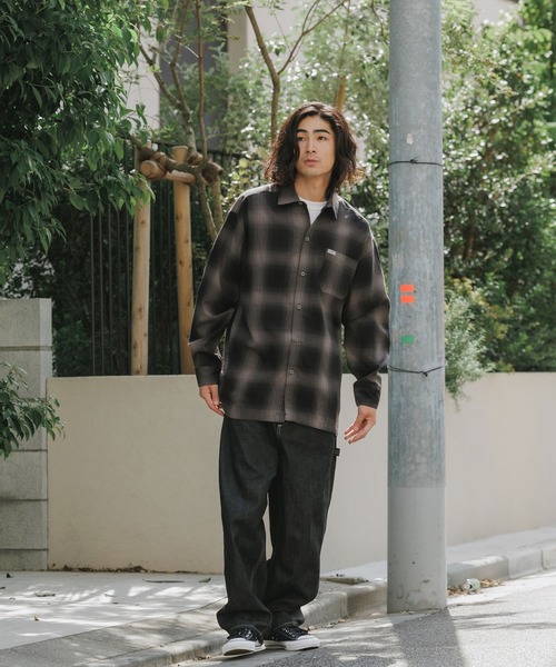SKEWed(スキュー)の「SKEWed/スキュー スキュー加工 コットンデニム ペインターダンガリーパンツ(デニムパンツ・メンズ・ブラック/インディゴブルー・34/30/32)」の9枚目の写真