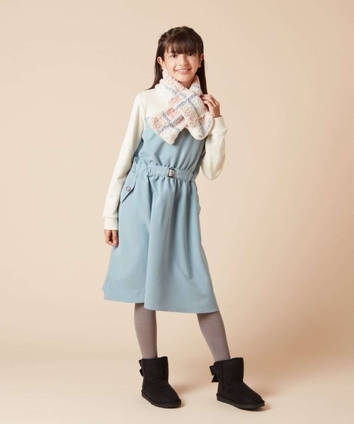 a.v.v（アーヴェヴェ）の「[KIDS]【リバーシブル/差し込み型で安心】チェックボアマフラー（ストール/ショール・キッズ・ライトピンク/ダークインディゴブルー・120）」の7枚目の写真