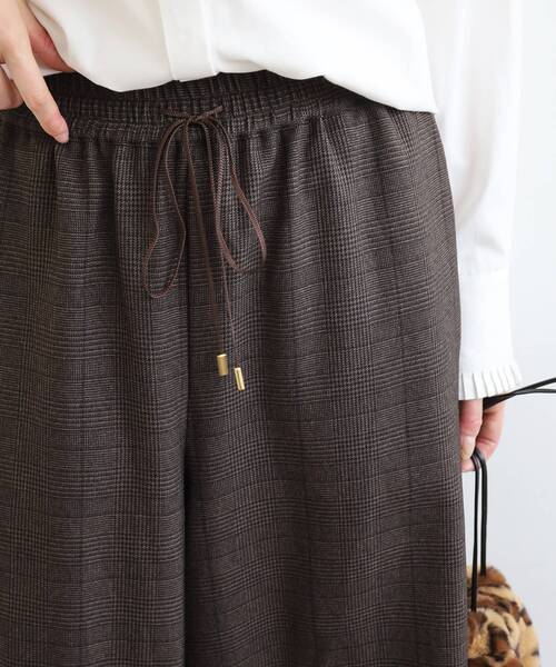 le.coeur blanc(ルクールブラン)の「グレンチェックイージーワイドパンツ(その他パンツ・レディース・ブラウン系その他2/ブラック系その他・38)」の14枚目の写真