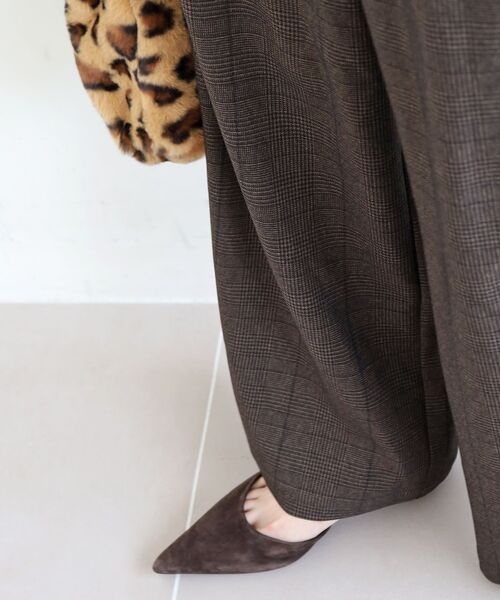 le.coeur blanc(ルクールブラン)の「グレンチェックイージーワイドパンツ(その他パンツ・レディース・ブラウン系その他2/ブラック系その他・38)」の13枚目の写真