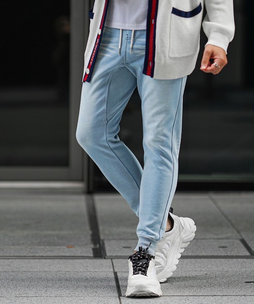 SOMEDIFF（サムディフ）の「【SOMEDIFF】裏ボンディングカットデニムパンツ メンズ スウェットデニム スエット ジョガーパンツ あったか 裏起毛 春服 冬服（スウェットパンツ・メンズ・ブラック/インディゴブルー/ブルー・M/L/XL/XXL）」の3枚目の写真