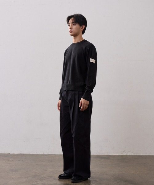 THE CLE(ザクレ)の「TWO TUCK COTTON WIDE PANTS / 2タックコットンワイドパンツ【2タック】【ワイド】【コットン】 チノパン チノパンツ パンツ メンズ(チノパンツ・メンズ・ネイビー/ベージュ・LARGE/MEDIUM/SMALL)」の5枚目の写真