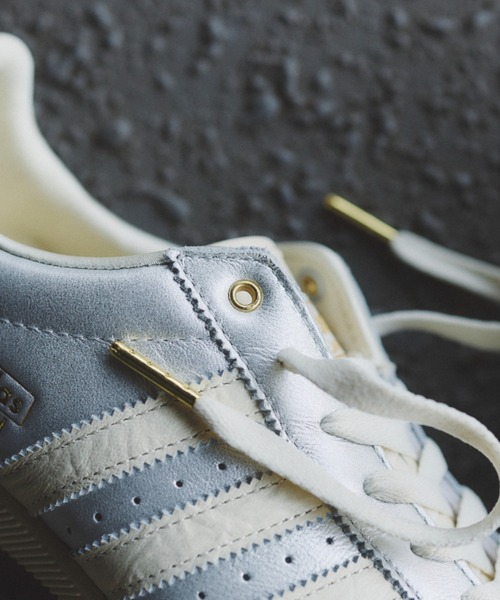 adidas(アディダス)の「JAPAN W KI8494(スニーカー・レディース・シルバー・22.5cm/23.0cm/23.5cm/24.0cm/24.5cm/25.0cm/25.5cm)」の8枚目の写真