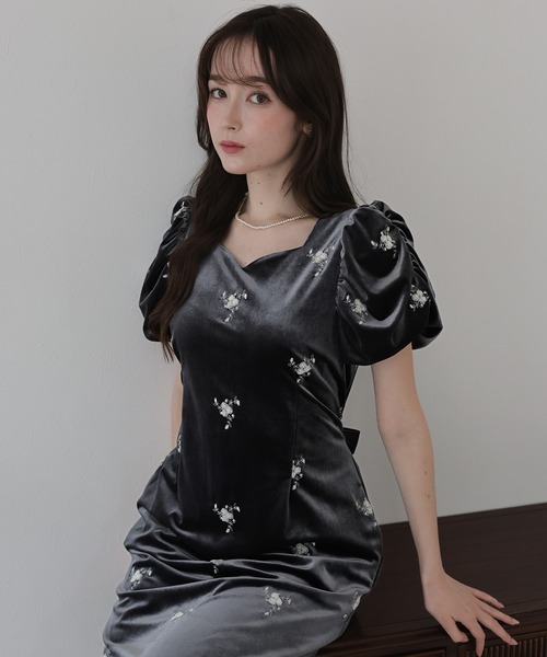 フラワー刺繍ハートネックベロアワンピース 結婚式 成人式 二次会