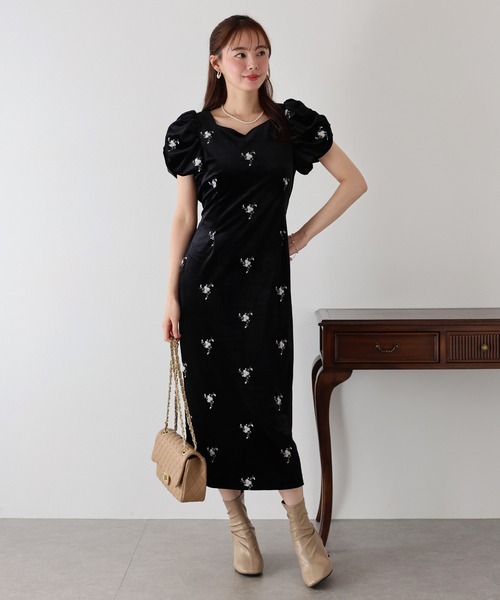 フラワー刺繍 ブラック ワンピース ドレス フラワー刺繍ハートネックベロアワンピース 結婚式 成人式 二次会