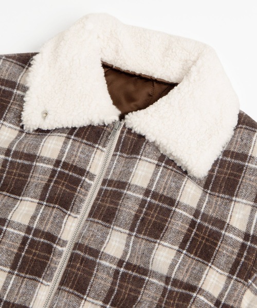 PUNYUS(プニュズ)の「ボア襟チェック柄ブルゾン(ブルゾン・レディース・ブラウン/ブルー/グリーン・1/5/4/3/2)」の11枚目の写真