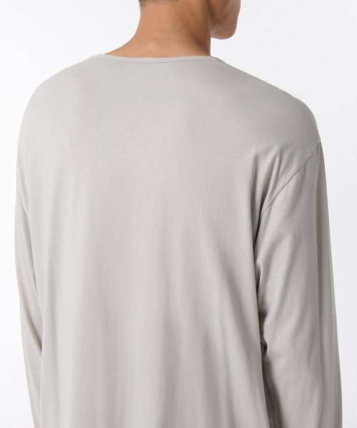 MUSINSA STANDARD（ムシンサスタンダード）の「リラックスドCRスcoopネック長袖Tシャツ[マッシュルーム]（Tシャツ/カットソー・メンズ・その他・MEDIUM/LARGE/X-LARGE/XX-LARGE/XXX-LARGE）」の4枚目の写真