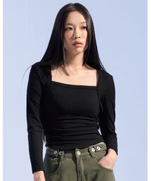 MOAA（モア）の「Square neck shirring long sleeve (BLACK)（Tシャツ/カットソー・レディース）」