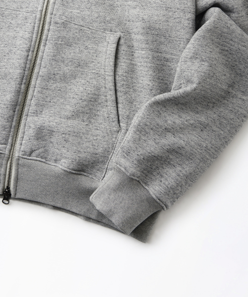 OUTSTANDING(アウトスタンディング)の「AUTHENTIC COMFORT HOOD ZIP SWEAT_HEATHER GRAY(パーカー・メンズ・その他・MEDIUM/LARGE/X-LARGE)」の6枚目の写真