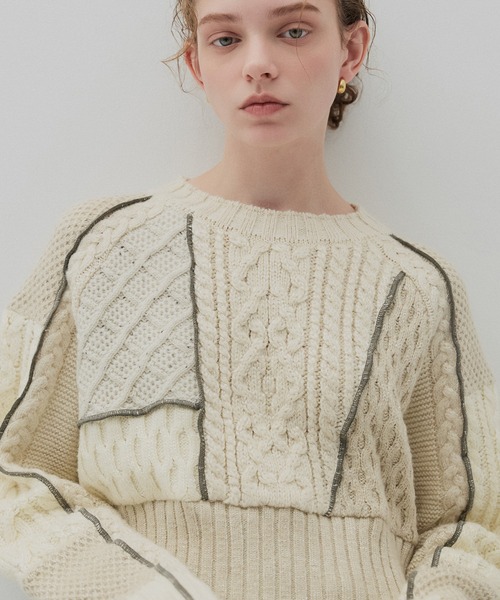 PUBLIC TOKYO(パブリックトウキョウ)の「ケーブルパッチワークニット(ニット/セーター・レディース・アイボリー/カーキ・FREE)」の1枚目の写真