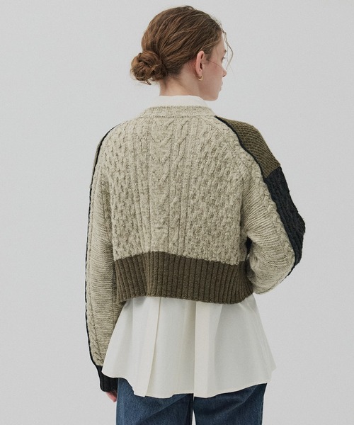 PUBLIC TOKYO(パブリックトウキョウ)の「ケーブルパッチワークニット(ニット/セーター・レディース・アイボリー/カーキ・FREE)」の20枚目の写真