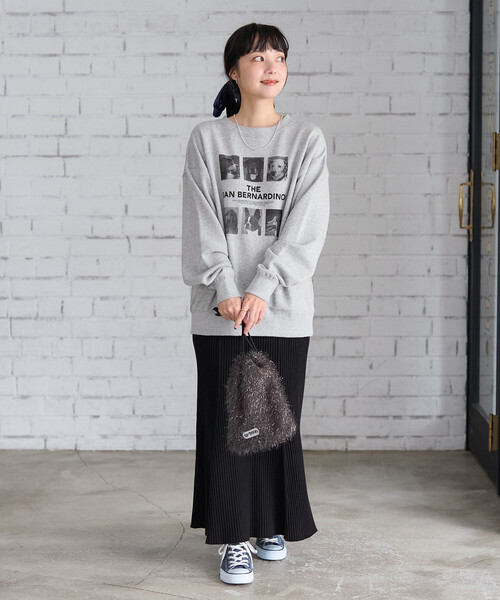 FREAK'S STORE(フリークスストア)の「ドッグ フォトプリント スウェット(スウェット・レディース・ライトグレー/チャコール・フリ-)」の3枚目の写真