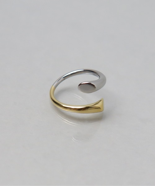 ieLS(イエルズ)の「金属アレルギー対応「ieLS」ステンレス カール フリーリング(リング・メンズ・ゴールド/シルバー×ゴールド/シルバー・FREE)」の9枚目の写真
