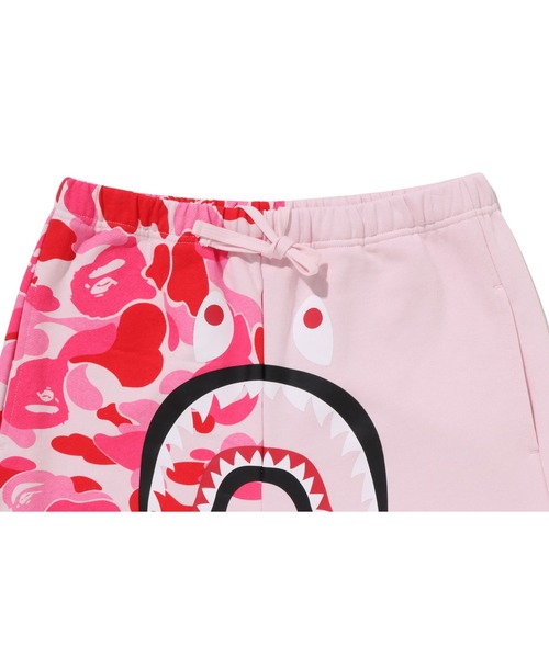 A BATHING APE(アベイシングエイプ)の「ABC CAMO SHARK SWEAT PANTS(スウェットパンツ・レディース・グリーン/ピンク/ブルー・MEDIUM/X-SMALL/SMALL)」の9枚目の写真